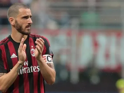 Sao Juventus tiết lộ sốc về sự tuyệt vọng của Man Utd mùa hè qua