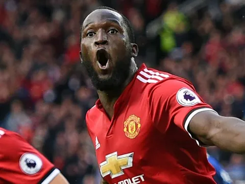 Ghi 5 bàn sau 5 trận, Lukaku sáng ngang Van Persie và Saha
