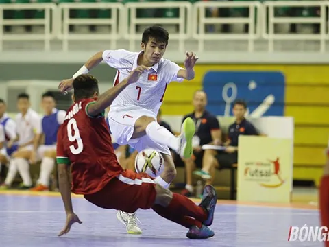 Giải Futsal VĐ ĐNA 2017: Màn nhảy múa của "Sư phụ" Trọng Luân khiến Indonesia phải tâm phục