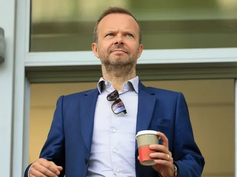Giận Mourinho, Woodward chặn đường đến M.U của 'người phát hiện' Mbappe