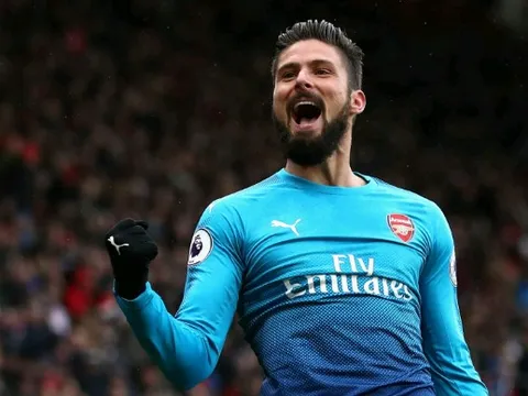 Giroud là Siêu tiền đạo của Ngoại hạng Anh