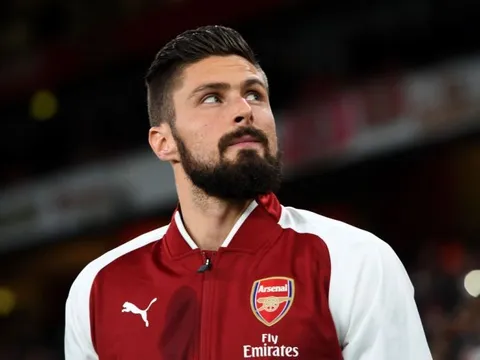 Giroud nghỉ thi đấu 10 trận, HLV Wenger vẫn bình thản