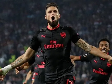 Giroud - Sát thủ đang bị Wenger lãng quên