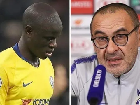 Giữa tâm bão, Sarri nói lời "cứng rắn" về vị trí của Kante