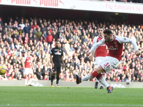 Giúp Arsenal chiến thắng, Kolasinac có thành tích khó tin