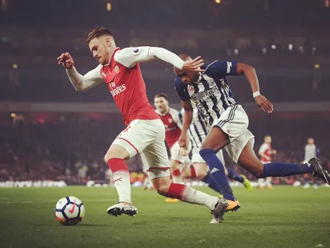 Góc chiến thuật: Khi Wenger tái sinh Ramsey