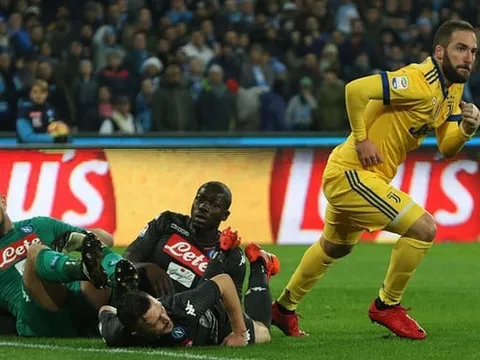 Góc HLV Nguyễn Văn Sỹ: Bất ngờ Barca, Real và kịch tính ở Serie A