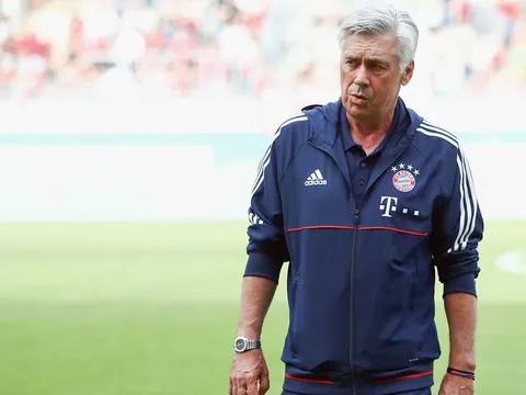 Góc HLV Nguyễn Văn Sỹ: Bayern Munich thắng đậm, Real dễ sẩy chân