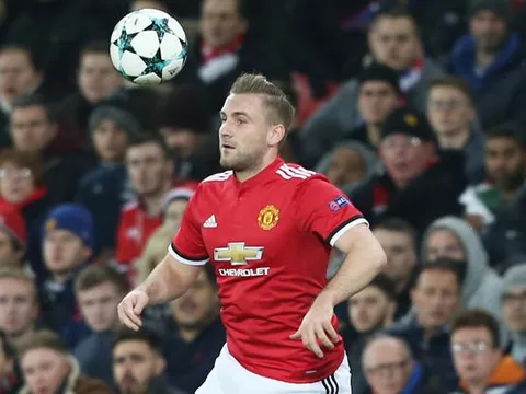 Góc Man United: Đứng thẳng lên Luke Shaw!