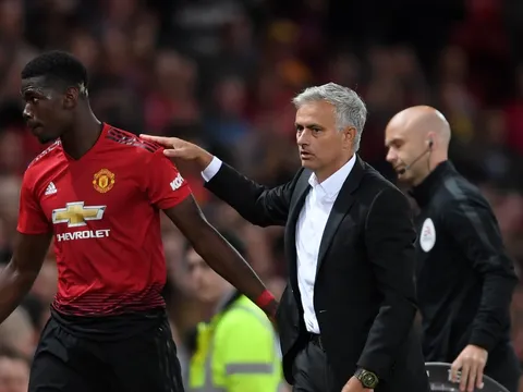 Góc Man Utd: Pogba chơi kém? Mourinho biết, nhưng đành bất lực