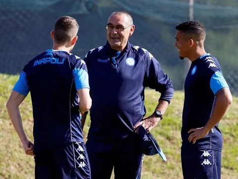 Góc nhìn ngược: Chờ Maurizio Sarri "dĩ độc trị độc"