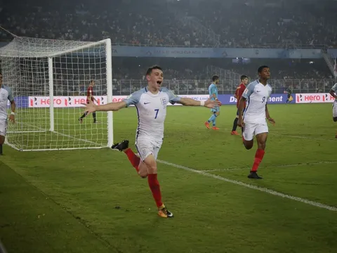 Góc tuyển trạch: Phil Foden - ngọc thô Man City chinh phục cả thế giới