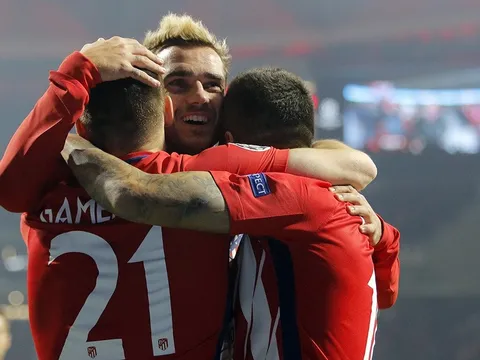 Griezmann rực sáng, Atletico Madrid đội mồ sống dậy