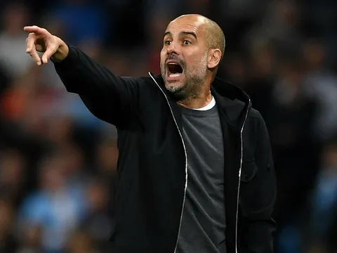 Guardiola tuyên bố sẽ thay toàn bộ đội hình của Man City
