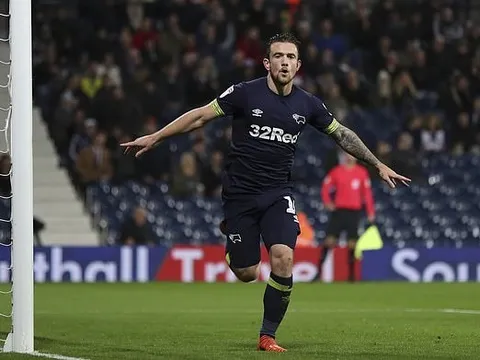 Hạ đối thủ 4-1, Derby County của Lampard vươn lên Top đầu