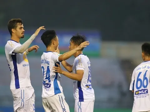 Điểm tin bóng đá Việt Nam sáng 31/12: HAGL bị "vùi dập" trong ngày vô địch