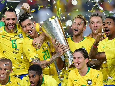 Hạ gục Argentina phút bù giờ, Neymar và đồng đội đoạt danh hiệu Super Clasico 2018