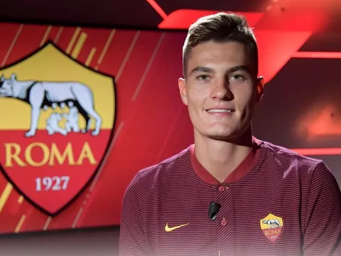 'Hàng chê' của Juventus CHÍNH THỨC nhận áo tại AS Roma
