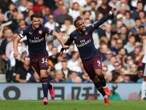 Hàng công rực sáng, Arsenal hủy diệt Fulham trong trận derby London