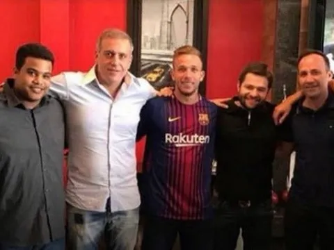'Hàng hot' Brazil lên tiếng về thông tin gia nhập Barcelona