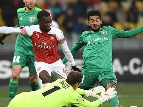 Hành động phản cảm, "thần đồng" Arsenal bị huyền thoại chê ích kỷ