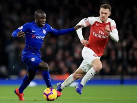 Hậu derby London, huyền thoại Arsenal lên tiếng bênh sao Chelsea