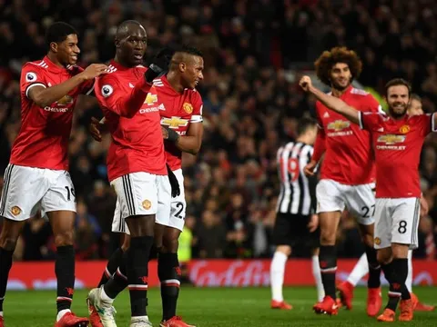 Hầu hết các đối thủ phải kinh sợ hàng công Man Utd