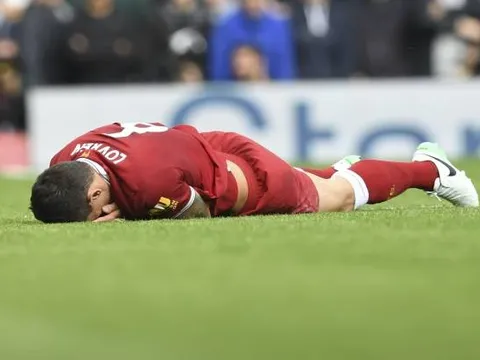 'Hậu vệ hay nhất thế giới' chưa hẹn ngày trở lại Liverpool