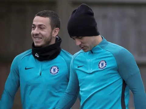 Anh em Hazard lần đầu chơi cạnh nhau cho Chelsea mùa này?