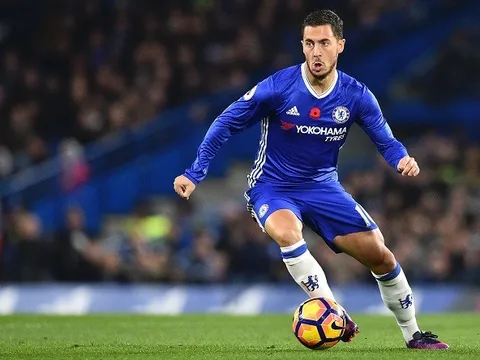 Hazard và kĩ năng xoay trở cực tốt trong phạm vi hẹp