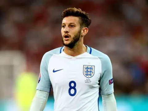 Người hâm mộ 'cạn lời' khi tuyển Anh triệu tập bệnh binh dài hạn của Liverpool