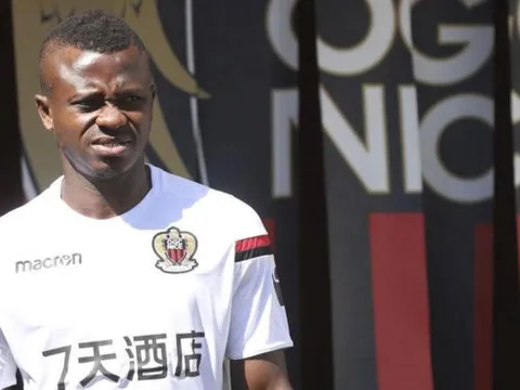 HÉ LỘ tình tiết Barcelona "lật kèo" Jean Seri