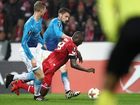 Hết động lực thi đấu, Arsenal gục ngã trên đất Đức