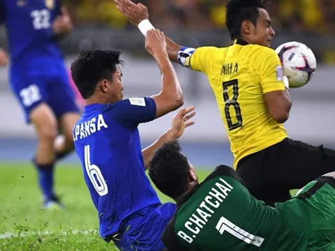 Hết gây họa ở AFF, sao Thái Lan lại khiến đội nhà ôm hận ở Asian Cup