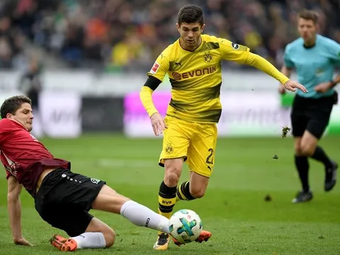 Highlights: Hannover 96 4-2 Dortmund (Vòng 10 giải VĐQG Đức)