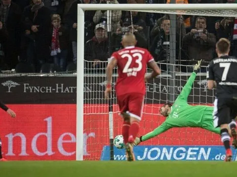 Highlights: M'Gladbach 2-1 Bayern Munich (Vòng 13 Bundesliga)