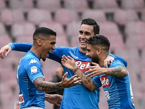 Highlights: Napoli 3-1 Sassuolo (Vòng 11 Serie A)