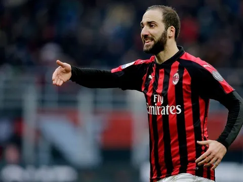 Vụ Higuain: Gattuso "báo tin" cho Chelsea