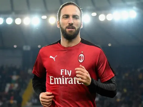 Higuain ra sân trước Tottenham, Sarri đã có câu trả lời