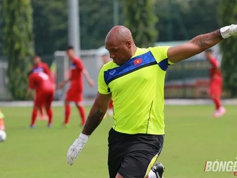 "Thủ môn lứa U19 đủ tiềm năng chơi bóng ở Châu Âu"