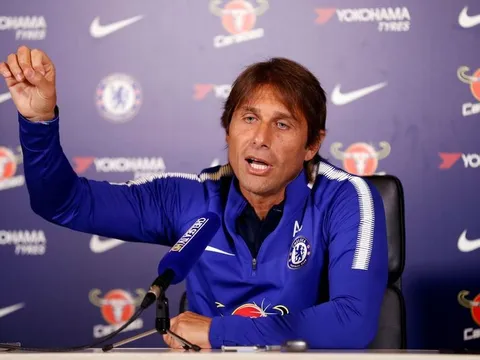 HLV Conte: 'Chelsea không thể vô địch với 11 cầu thủ'