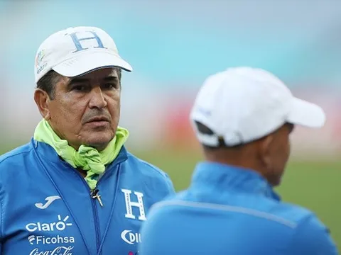 HLV Honduras căng thẳng tột độ trước cuộc đại chiến với Australia