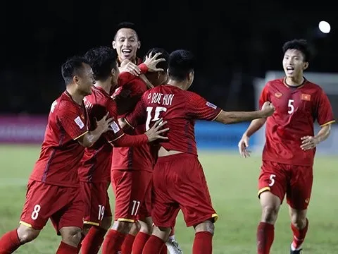 "HLV Park Hang-seo cao tay, Philippines trở tay không kịp"