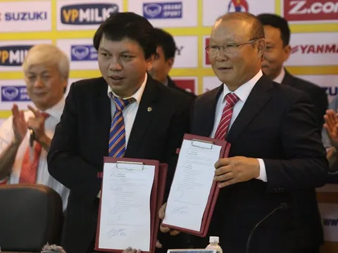 HLV Park Hang Seo đặt mục tiêu cao trong lần đầu "xuất ngoại"