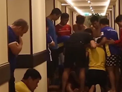 HLV Park không dám coi đến hết trận Triều Tiên - Lebanon