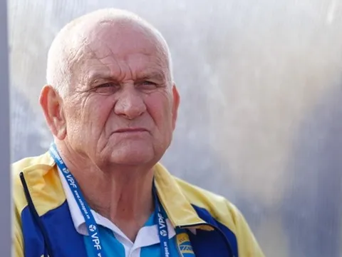 HLV Petrovic cay đắng thừa nhận Thanh Hóa tự đánh mất cơ hội vô địch