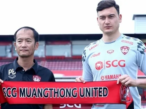 HLV Thái Lan: "Văn Lâm cứ như Oliver Kahn"