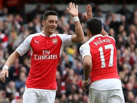Wenger lên tiếng vụ Ozil - Man United