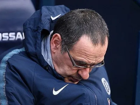 Làm thế nào để Sarri và Chelsea "sống sót" trong 15 ngày tới?