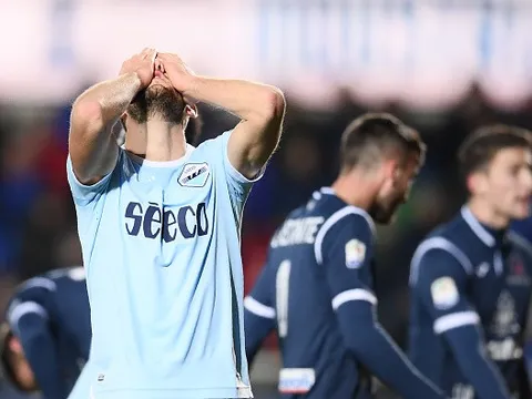 Hòa kịch tính, Lazio ngày càng xa top 4